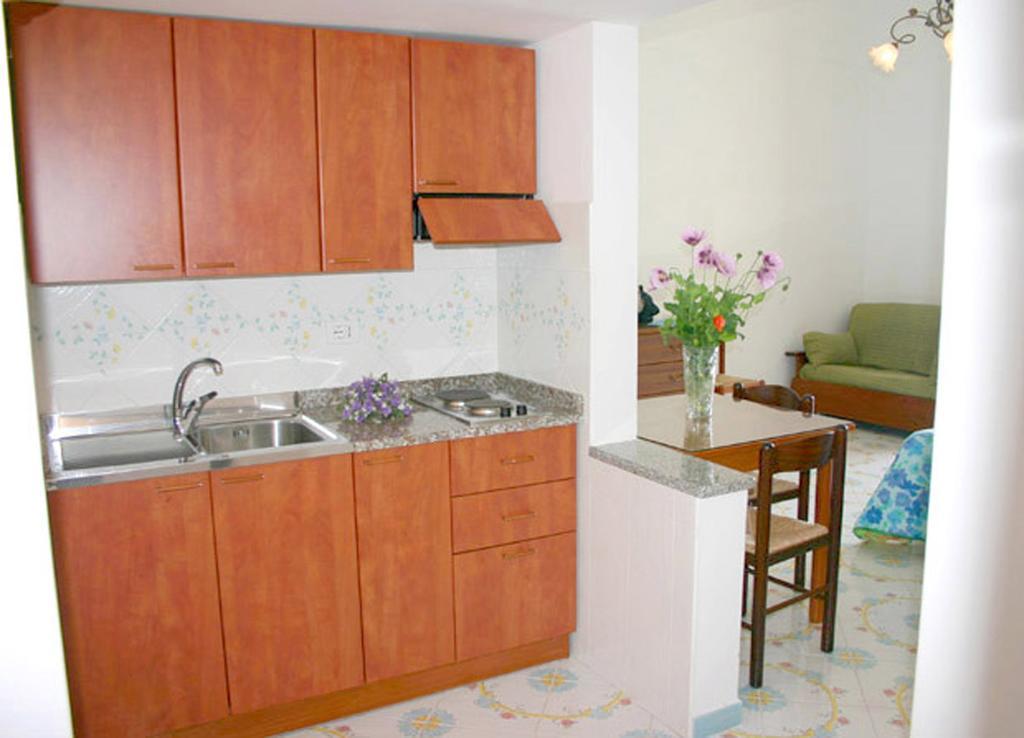 Ludovica Apartment Type B Positano Quarto foto